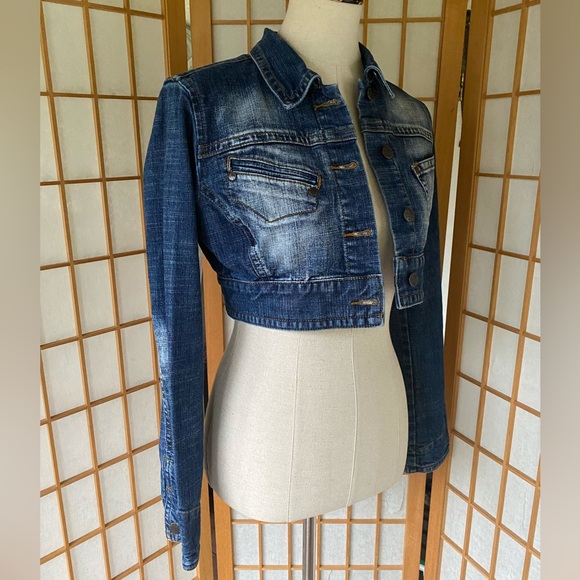 Youngique Cropped Denim Jean Jacket SZ M - Picture 3 of 12